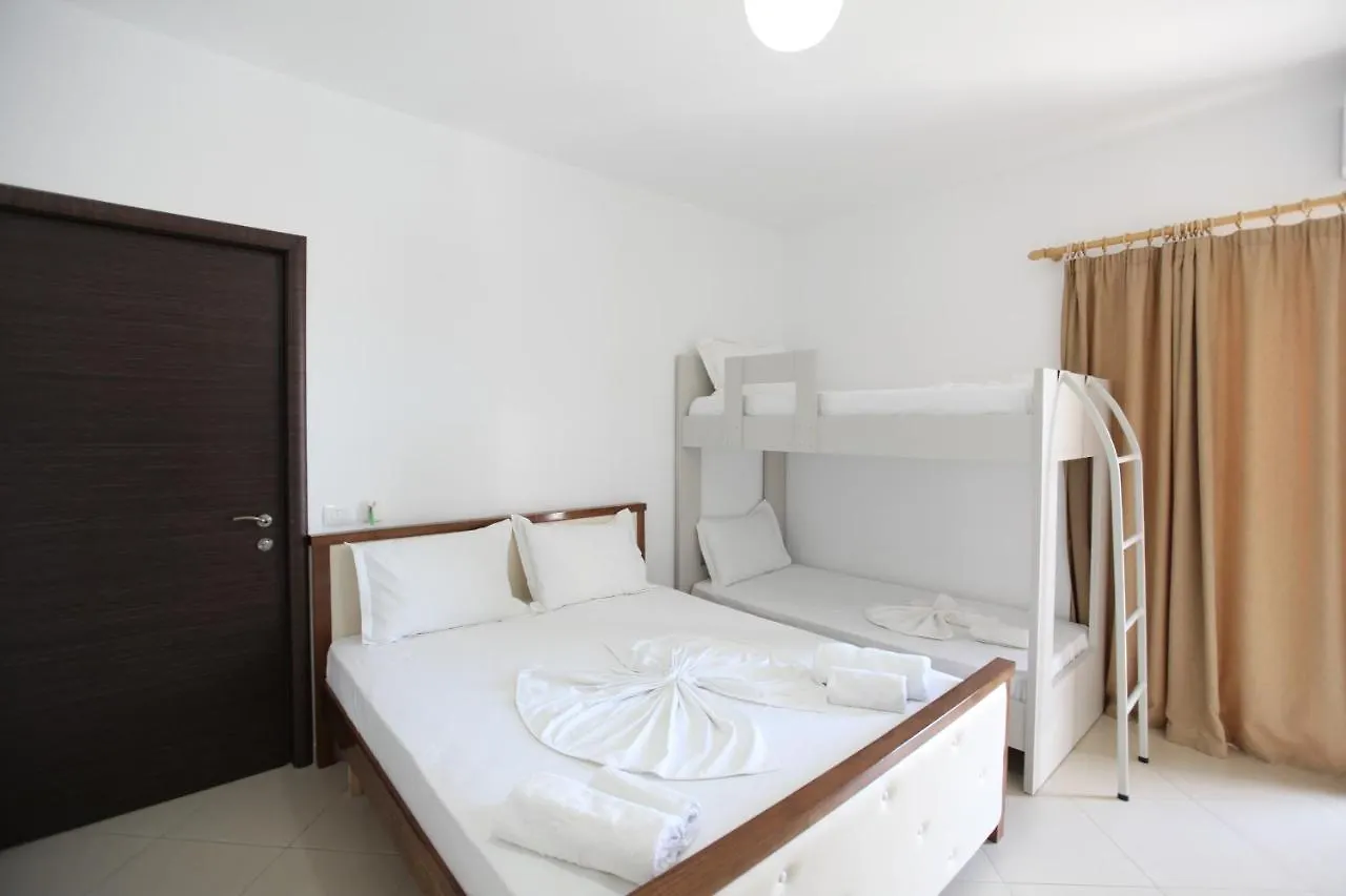 Villa Kristjana Ksamil 0*,  Albania